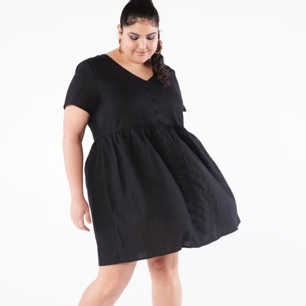 NWT Tuesday of California Phoebe Dress, 2X, Black